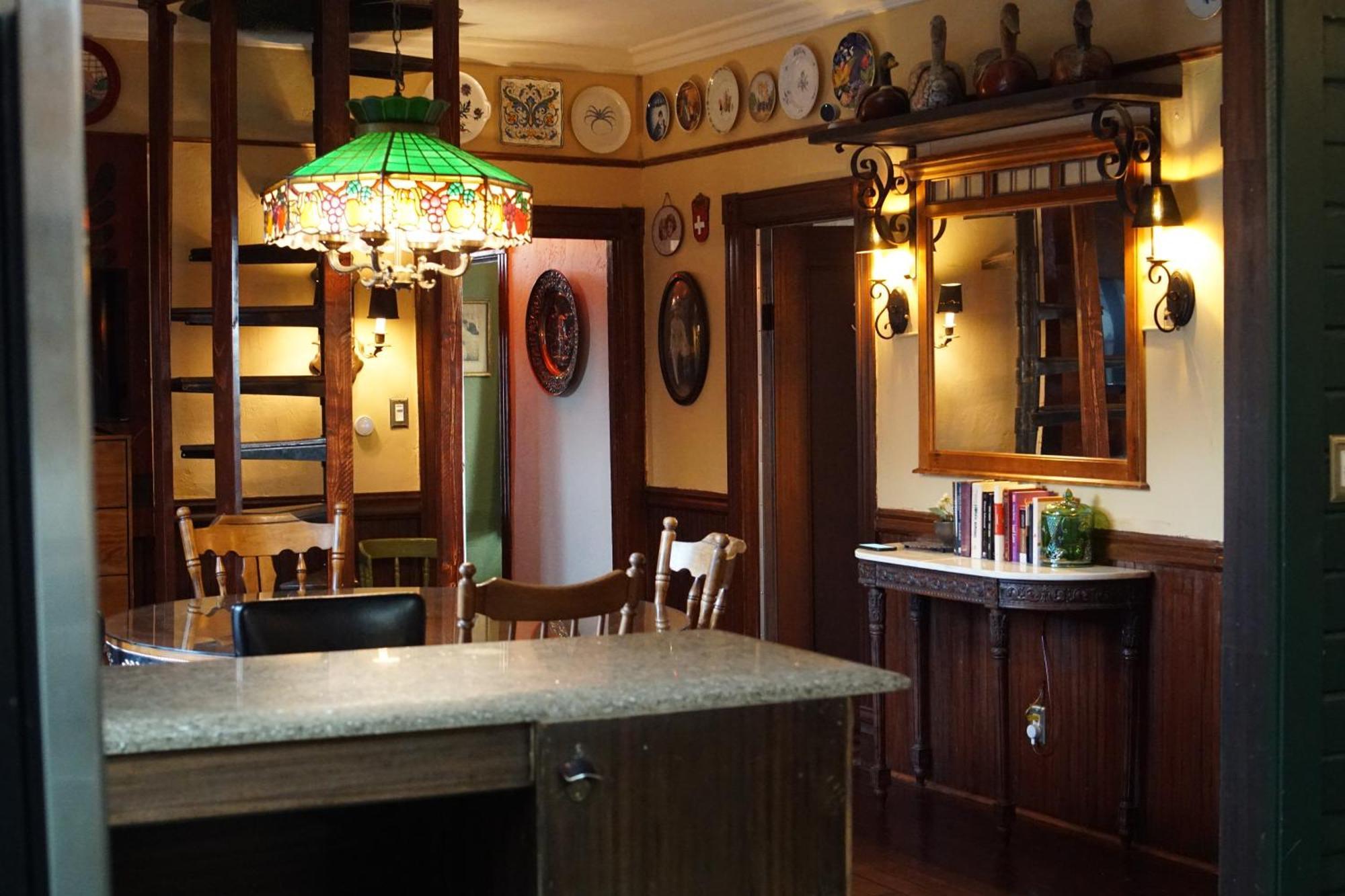 Hostal The Rosemary *