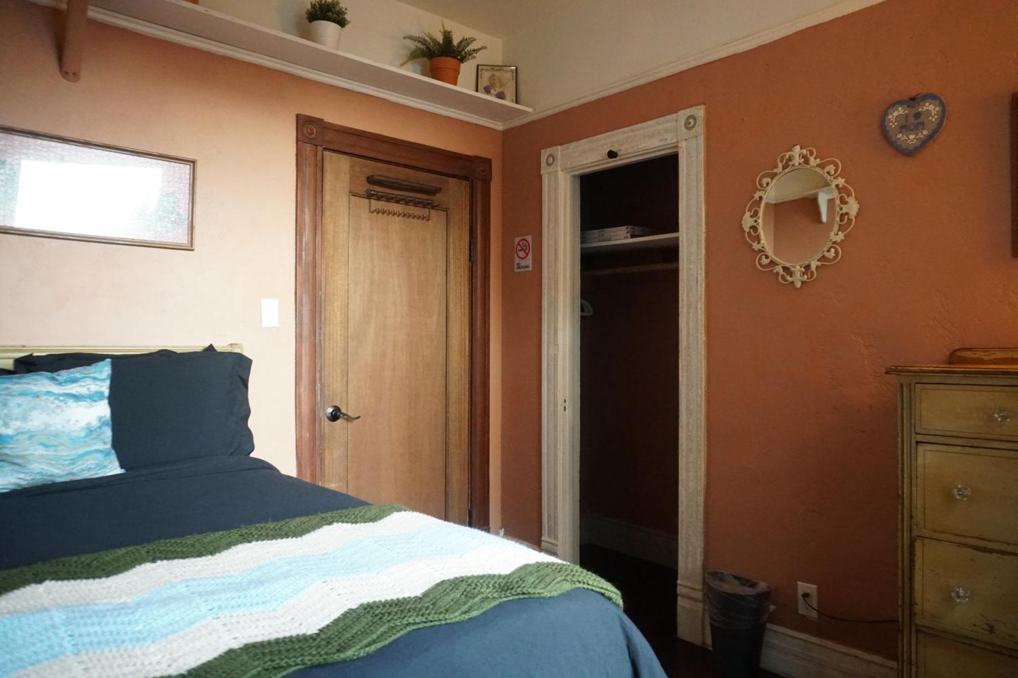The Rosemary Hostel Los Angeles